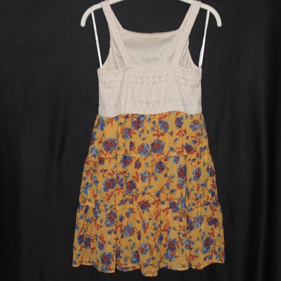 City Triangles Sundress - Picture 2 of 13